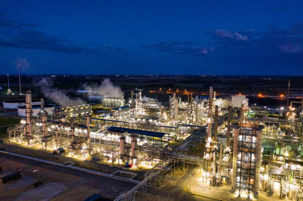 Oil and gas refinery at night